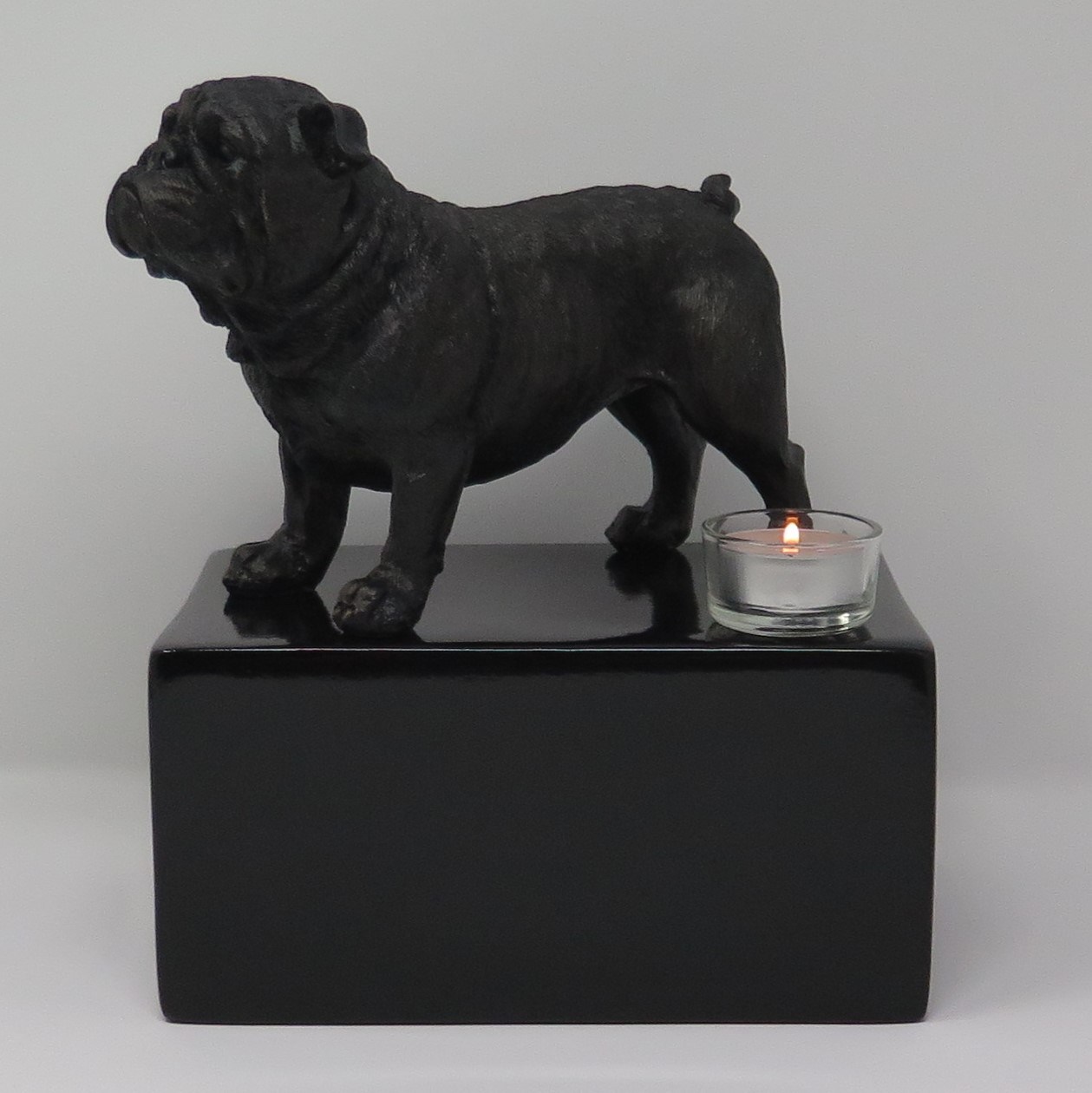 Englische Bulldogge Urne mit Teelicht